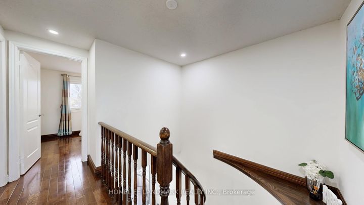 Photo 22 at 121 Digby Crescent, Milliken Mills East, Markham