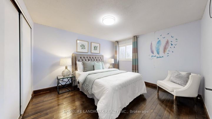 Photo 37 at 121 Digby Crescent, Milliken Mills East, Markham