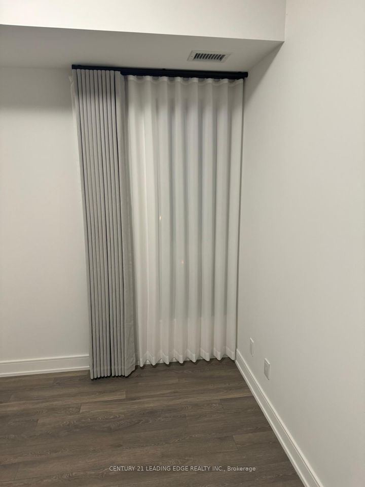 Photo 7 at 613 - 1350 Ellesmere Road, Bendale, Toronto