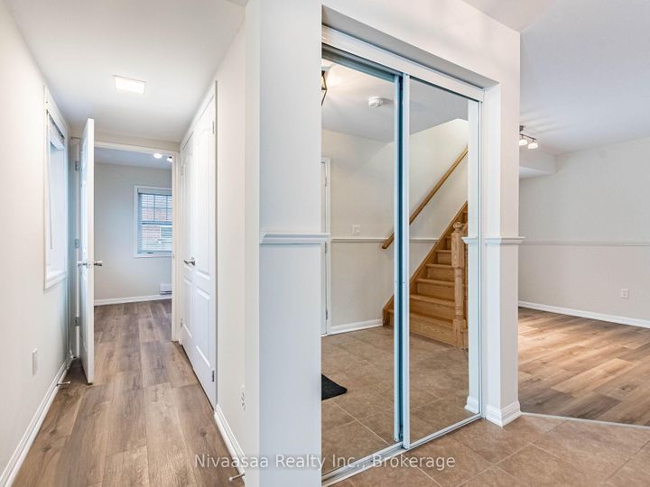 Photo 6 at 18 Betterton Crescent, Northwest Brampton, Brampton