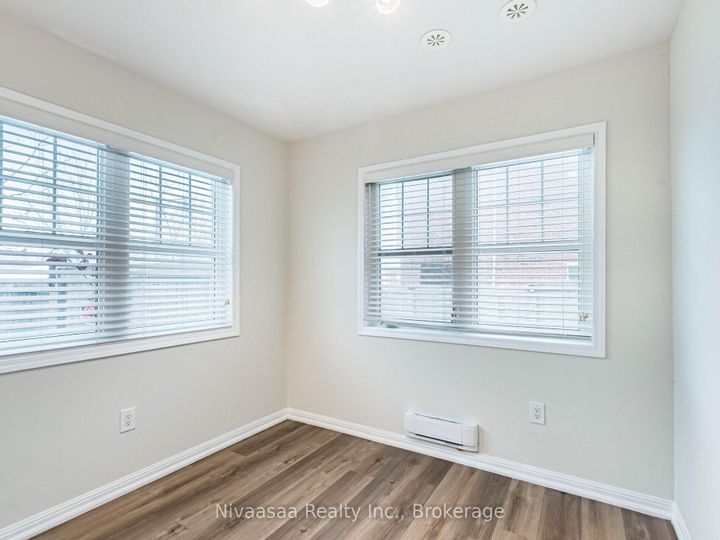 Photo 10 at 18 Betterton Crescent, Northwest Brampton, Brampton