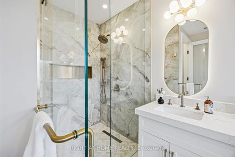 Photo 12 at 1 Lynnhaven Road, Lawrence, Toronto