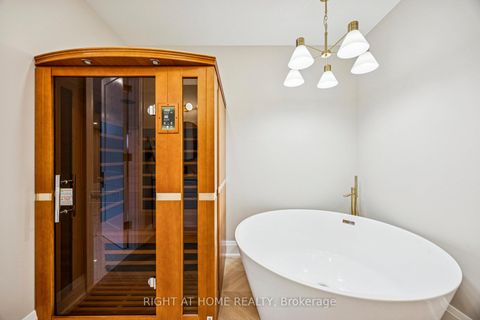 Photo 21 at 1 Lynnhaven Road, Lawrence, Toronto