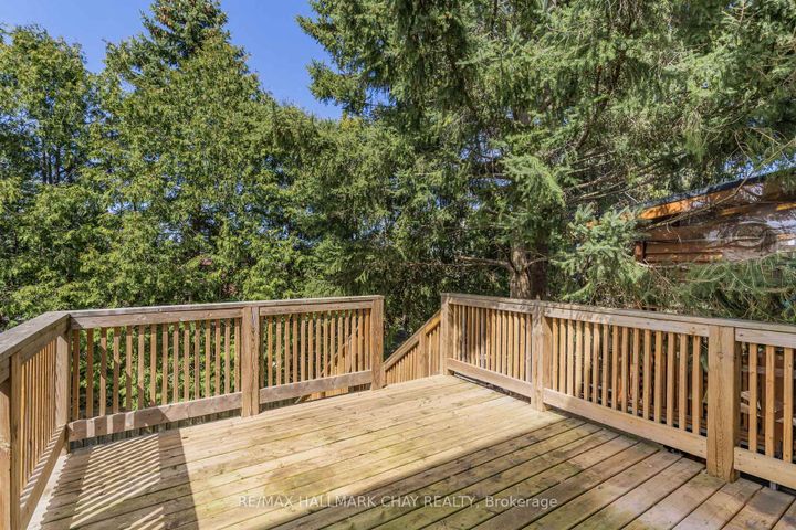 Photo 22 at 492 Britannia Avenue, Bradford, Bradford West Gwillimbury