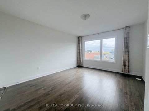 Photo 13 at 142 Moneypenny Place, Beverley Glen, Vaughan