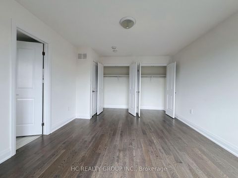 Photo 15 at 142 Moneypenny Place, Beverley Glen, Vaughan