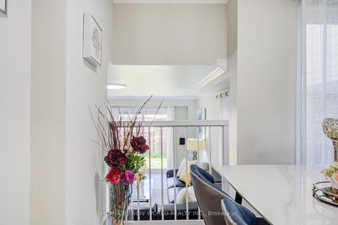 Photo 13 at 29 Puma Drive, L'Amoreaux, Toronto