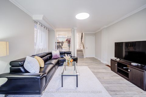 Photo 22 at 29 Puma Drive, L'Amoreaux, Toronto