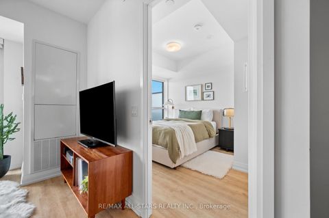 Photo 24 at 2310 - 286 Main Street, Danforth, Toronto