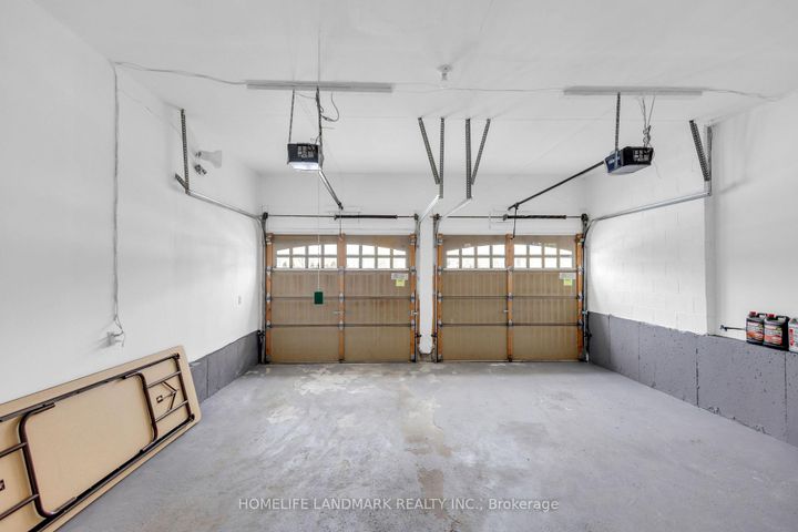 Photo 29 at 7 Via Campanile, Vellore Village, Vaughan