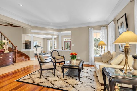 Photo 3 at 7 Via Campanile, Vellore Village, Vaughan