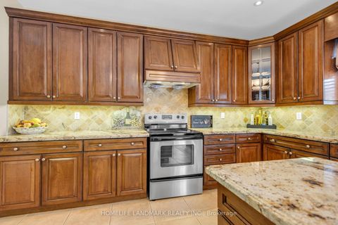 Photo 9 at 7 Via Campanile, Vellore Village, Vaughan