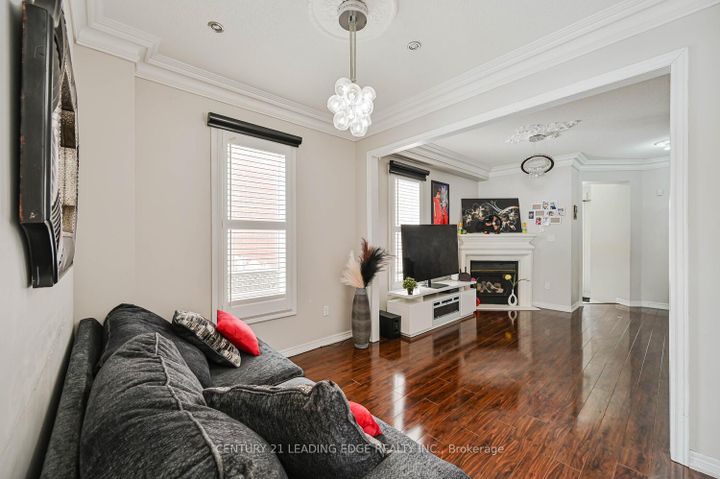 Photo 0 at 44 Deepcoral Court, Madoc, Brampton