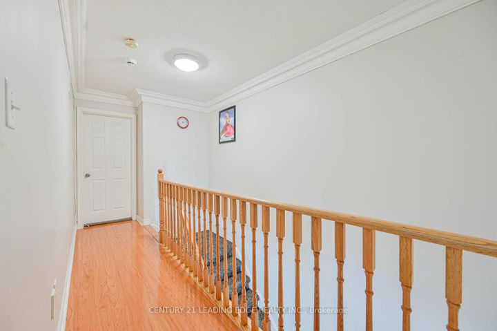 Photo 9 at 44 Deepcoral Court, Madoc, Brampton