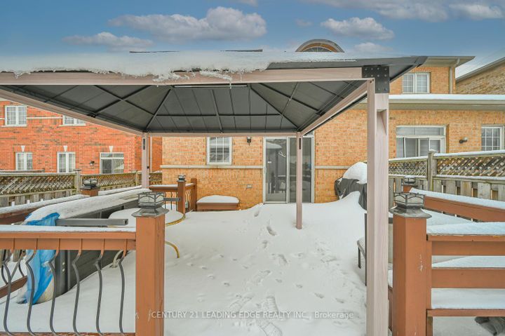 Photo 21 at 44 Deepcoral Court, Madoc, Brampton