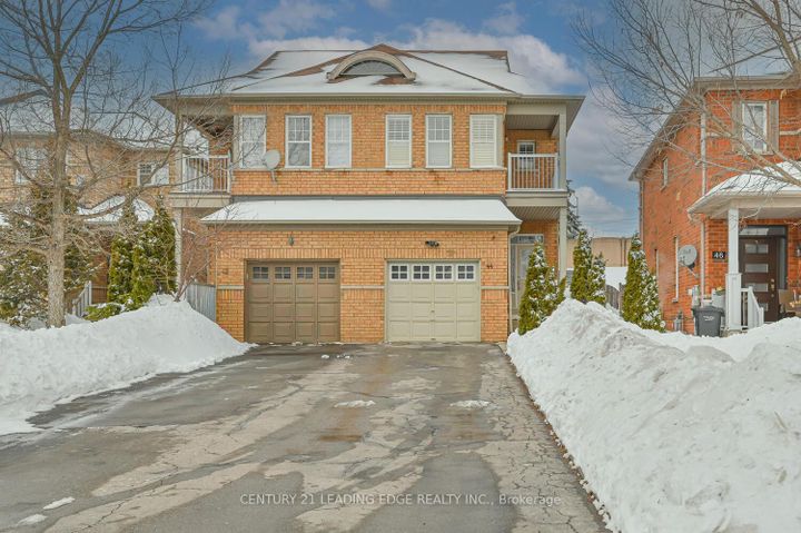 Photo 24 at 44 Deepcoral Court, Madoc, Brampton