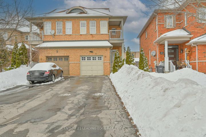 Photo 26 at 44 Deepcoral Court, Madoc, Brampton
