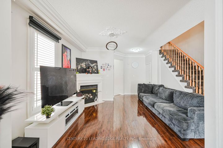 Photo 29 at 44 Deepcoral Court, Madoc, Brampton