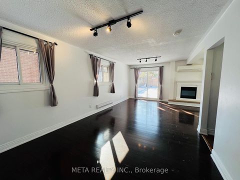 Photo 1 at 143 Silas Hill Drive, Don Valley Village, Toronto