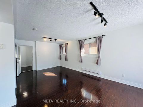 Photo 3 at 143 Silas Hill Drive, Don Valley Village, Toronto