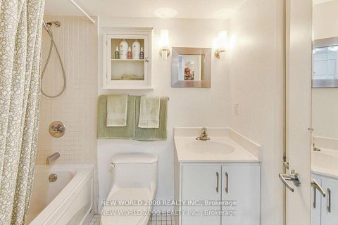 Photo 12 at 151 - 415 Jarvis Street, South St. James Town, Toronto