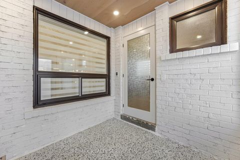 Photo 5 at 42 Frontier Pt Way, Malvern, Toronto