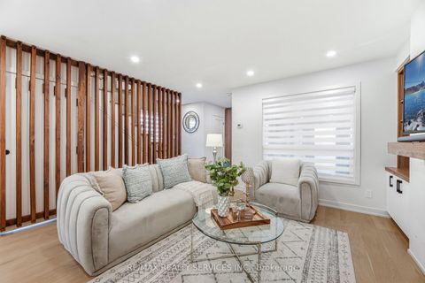 Photo 11 at 42 Frontier Pt Way, Malvern, Toronto