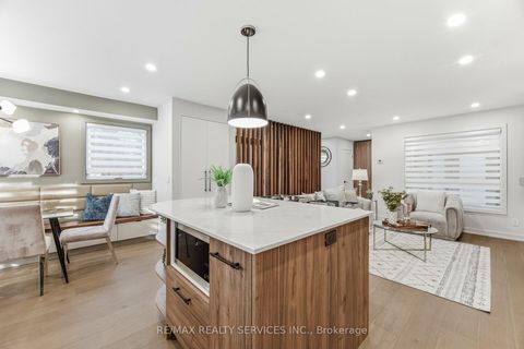 Photo 20 at 42 Frontier Pt Way, Malvern, Toronto