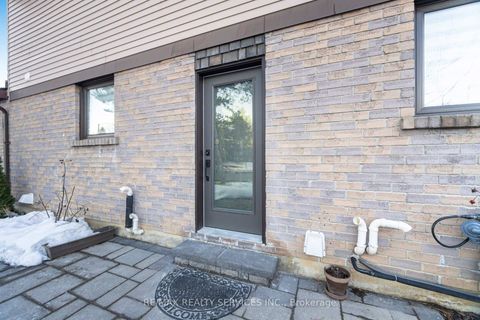 Photo 45 at 42 Frontier Pt Way, Malvern, Toronto