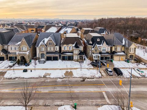 Photo 2 at 3290 Erin Centre Boulevard, Churchill Meadows, Mississauga