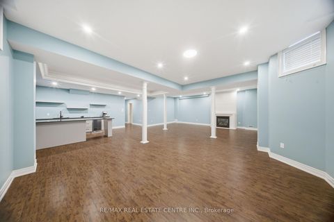 Photo 27 at 3290 Erin Centre Boulevard, Churchill Meadows, Mississauga