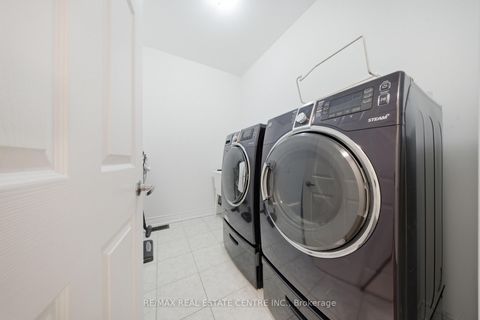 Photo 36 at 3290 Erin Centre Boulevard, Churchill Meadows, Mississauga