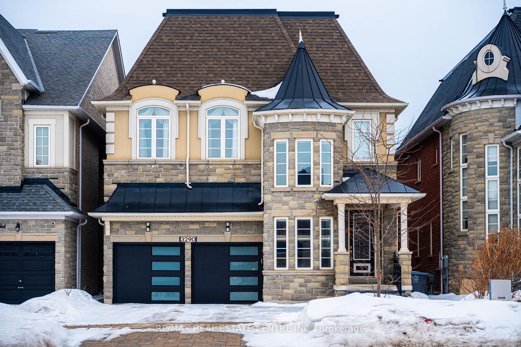 3290 Erin Centre Boulevard, Churchill Meadows, Mississauga 