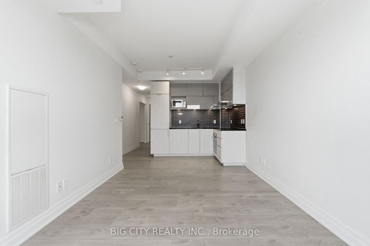 Photo 4 at 1116 - 8 Rouge Valley Drive, Unionville, Markham