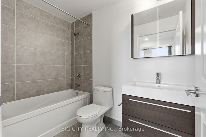 Photo 9 at 1116 - 8 Rouge Valley Drive, Unionville, Markham