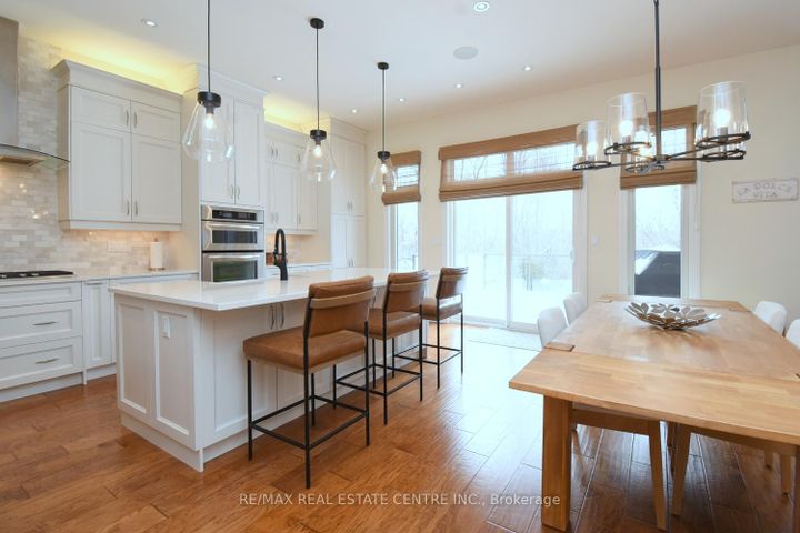 Photo 11 at 211 Tollgate Drive, Ancaster, Hamilton