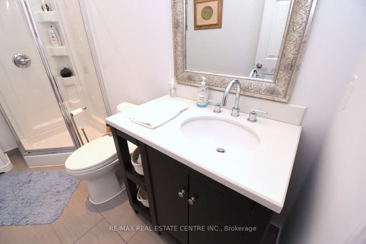 Photo 47 at 211 Tollgate Drive, Ancaster, Hamilton