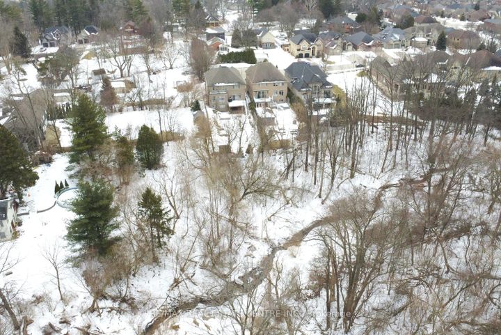 Photo 49 at 211 Tollgate Drive, Ancaster, Hamilton