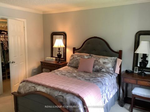 Photo 12 at 28 Indian Arrow Road, North Shore, Barrie