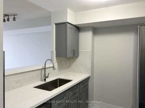 Photo 5 at 529 - 700 Humberwood Boulevard, Clairville, Toronto