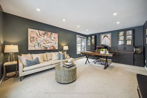 Photo 5 at 40 Stonemanse Court, Woburn, Toronto