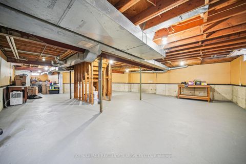 Photo 32 at 40 Stonemanse Court, Woburn, Toronto