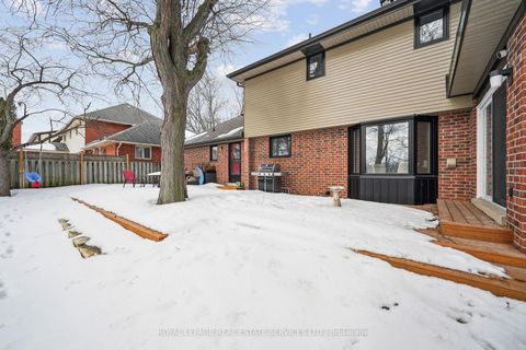 Photo 33 at 40 Stonemanse Court, Woburn, Toronto