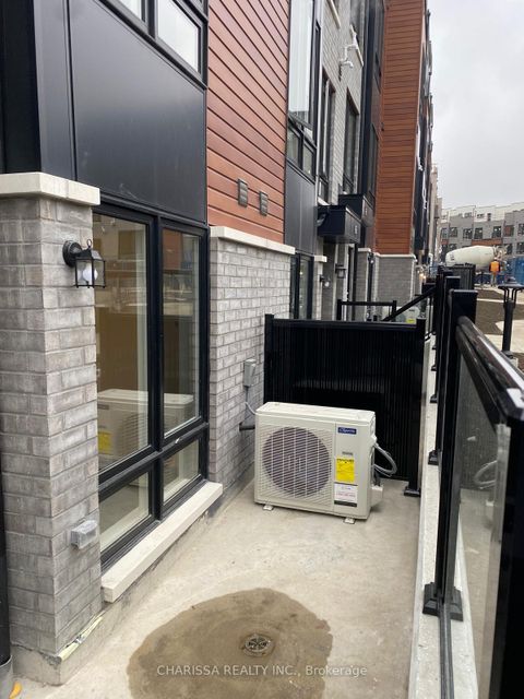 Photo 4 at 9 - 30 Liben Way, Malvern, Toronto