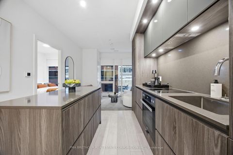 Photo 5 at 518 - 15 Mercer Street, Waterfront Communities C1, Toronto