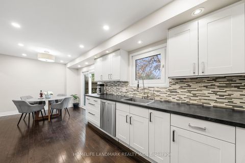 Photo 13 at 333 Rannie Road, Summerhill Estates, Newmarket