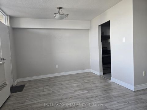 Photo 4 at 1004 - 1455 Lawrence Avenue W, Amesbury, Toronto