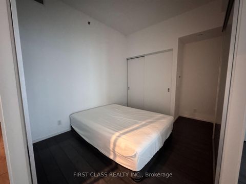 Photo 8 at 2503 - 5 St Joseph Street, Bay Street Corridor, Toronto