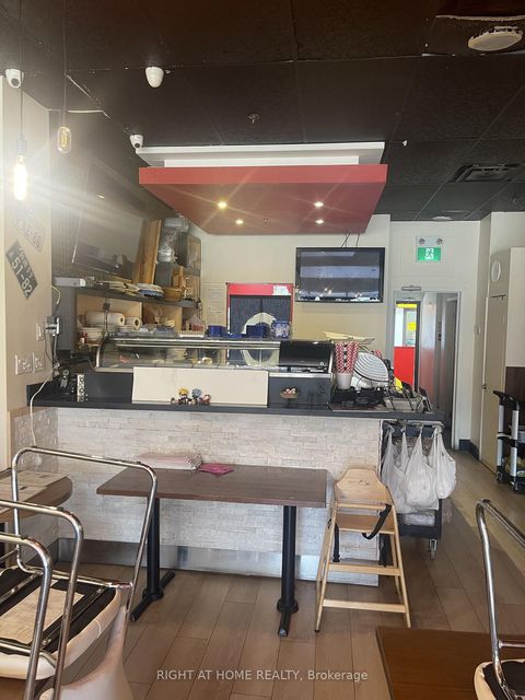 Photo 2 at 102 - 5460 Yonge Street, Willowdale West, Toronto