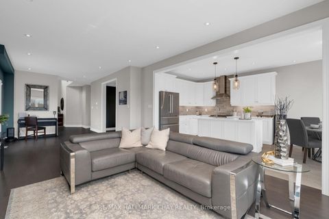 Photo 9 at 18 Cypress Point Street, Ardagh, Barrie